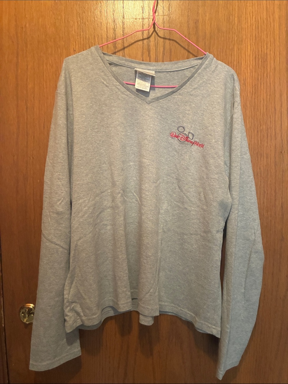 Vintage Walt Disney World Light Gray Long Sleeve V-Neck Shirt